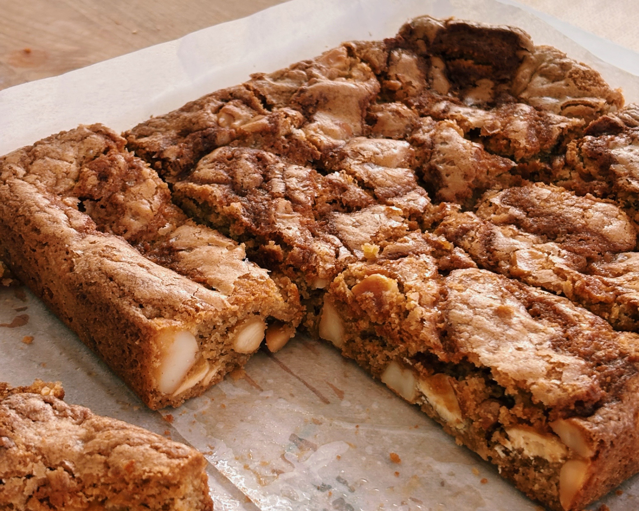 Macadamia, Oat, Toasted Honey + White Chocolate Blondies